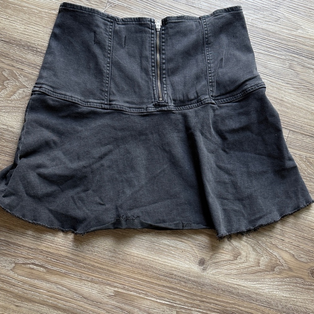 We The Free Black Acid Wash Denim Mini Skirt Black Size: 12 - Picture 6 of 8